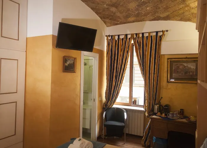 Salaria Luxury Suites